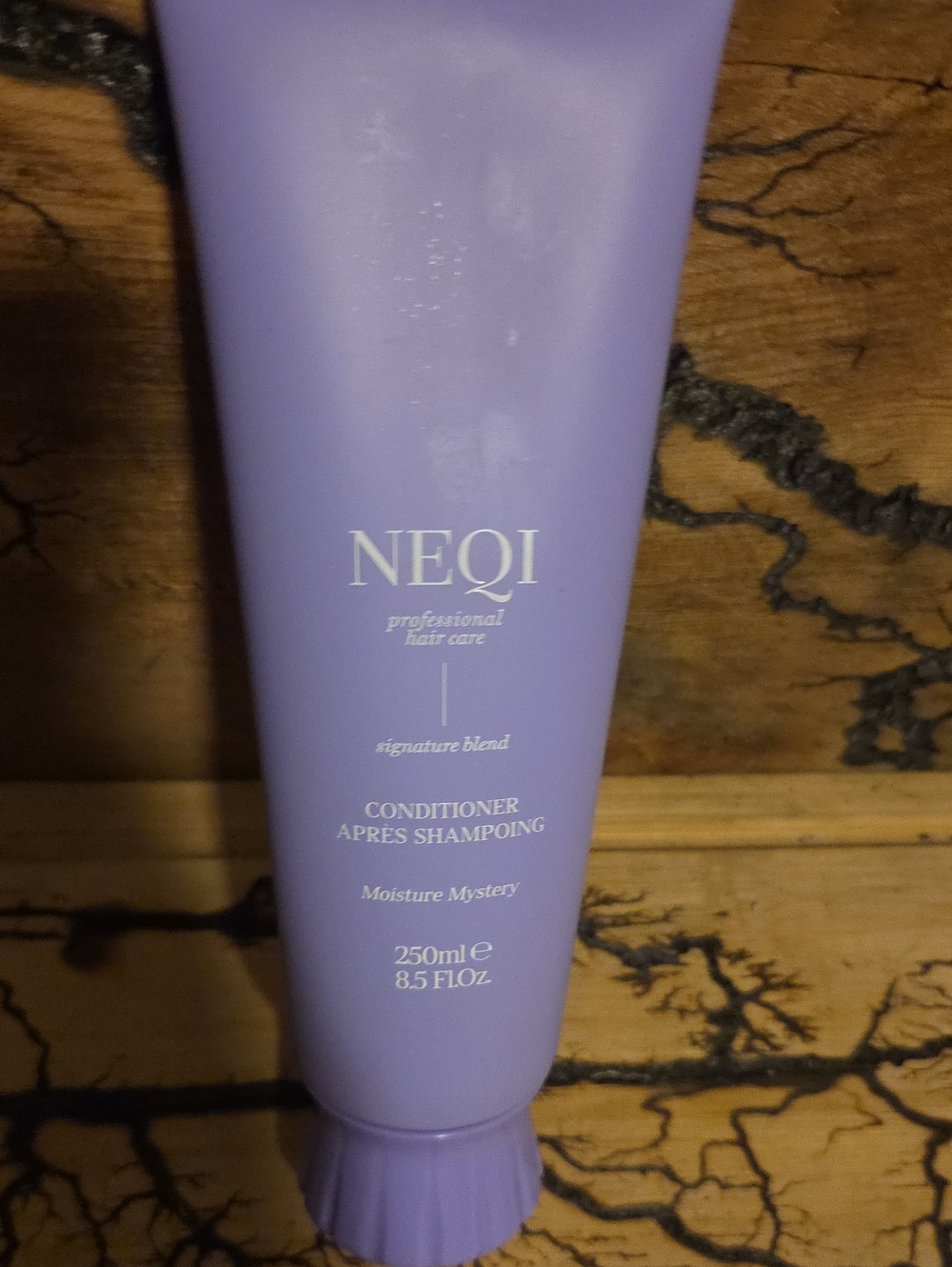 Neqi Proffesional Hair Care Moisture Mystery Conditioner New 8.5 Oz